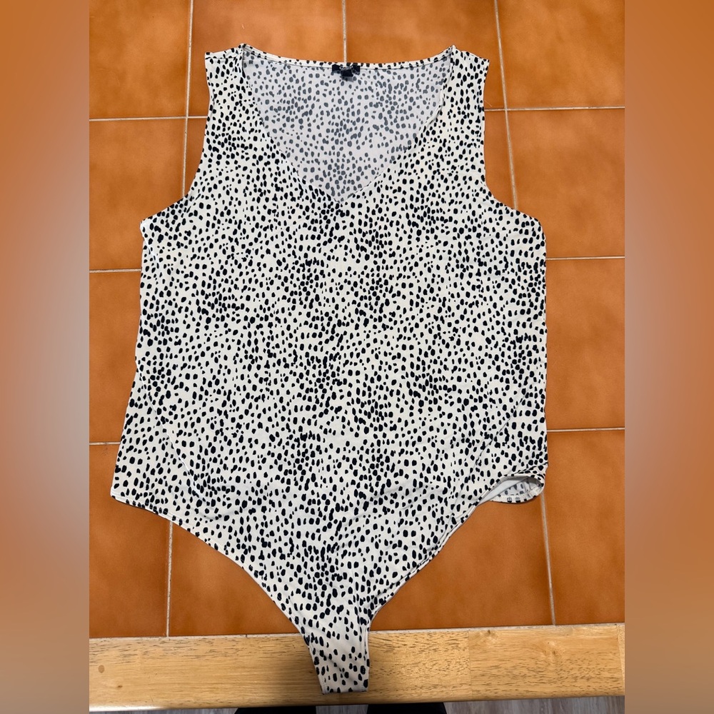 Sleeveless Black and White Polka Dot Bodysuit
